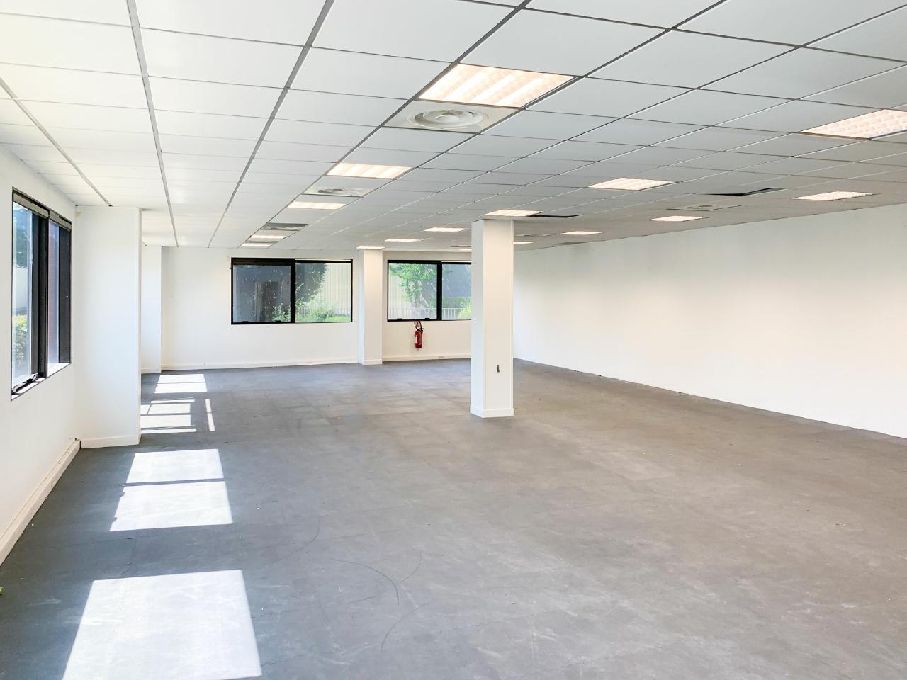 Bureau Saint Thibault des Vignes 660m² Location bureau Saint Thibault des Vignes Seine-et-Marne OLBUR2422807 7
